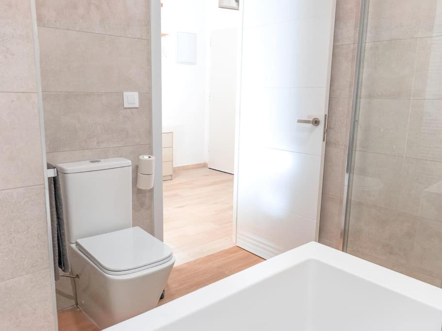 Acogedor Estudio En Triana Con Jacuzzi Y Wifi Sevilla Exterior foto