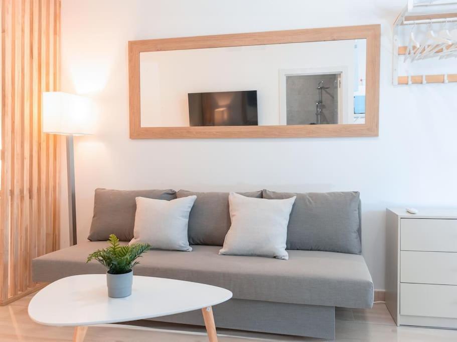 Acogedor Estudio En Triana Con Jacuzzi Y Wifi Sevilla Exterior foto